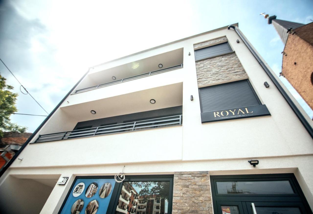 Royal Luxury Apartment Vârşeţ Exterior foto