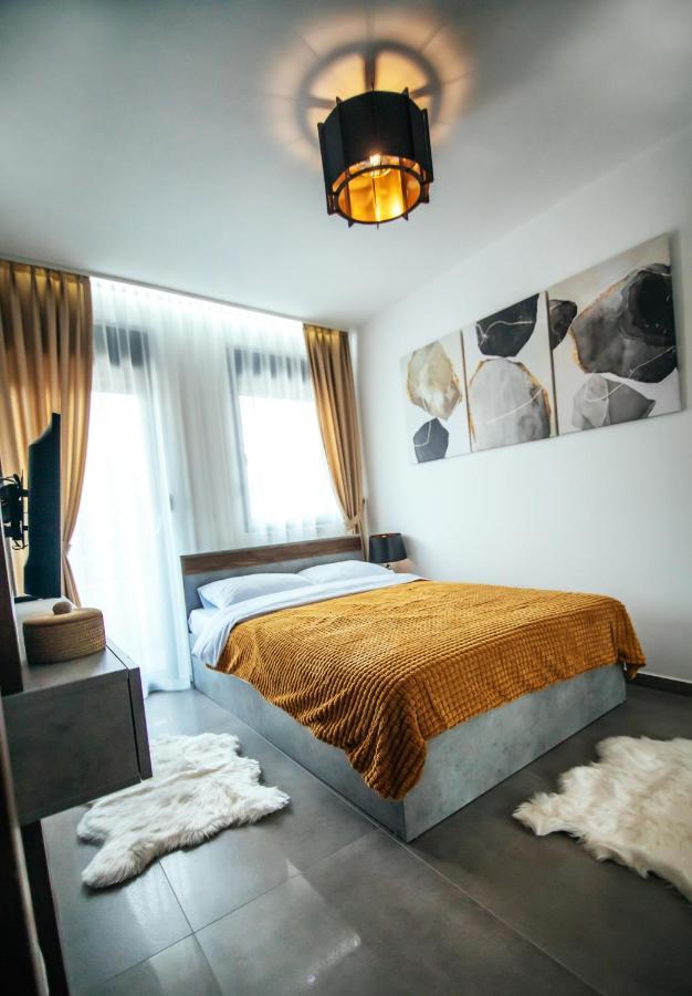 Royal Luxury Apartment Vârşeţ Exterior foto