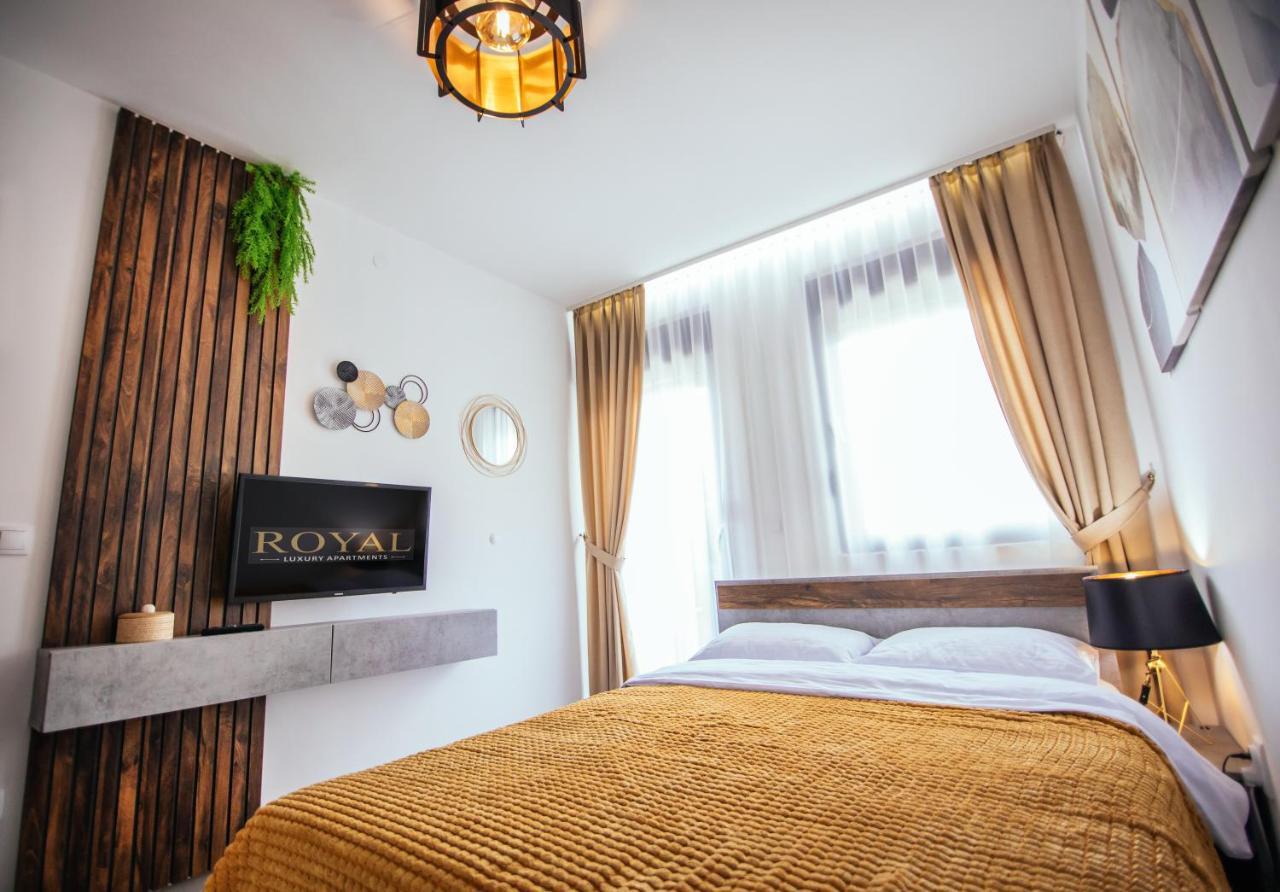 Royal Luxury Apartment Vârşeţ Exterior foto